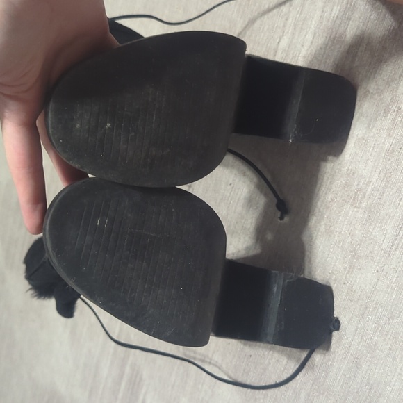 Ugg boots super comfy - Picture 4 of 4